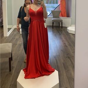 Ellie Wilde Red Dress Size 4